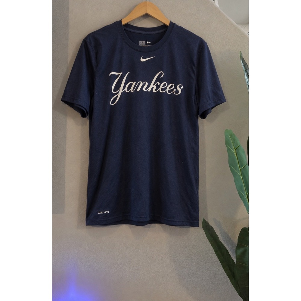 Nike Mens New York Yankees MLB Dri-FIT Performance T-Shirt Navy Blue Medium